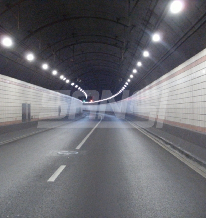 大连路地道照明