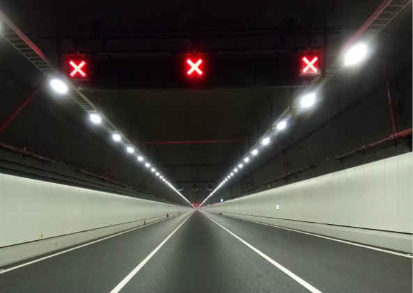港珠澳大桥LED地道灯