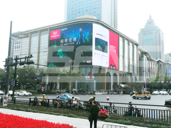 杭州武林银泰杭百大楼LED显现屏