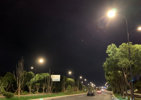 三思承建舟山海天小道LED路灯照明革新