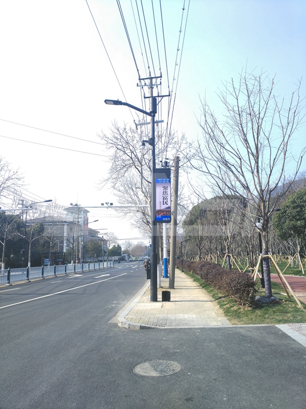 江苏常熟聪明路灯