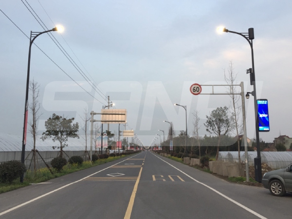 浙江大云温泉小道聪明路灯