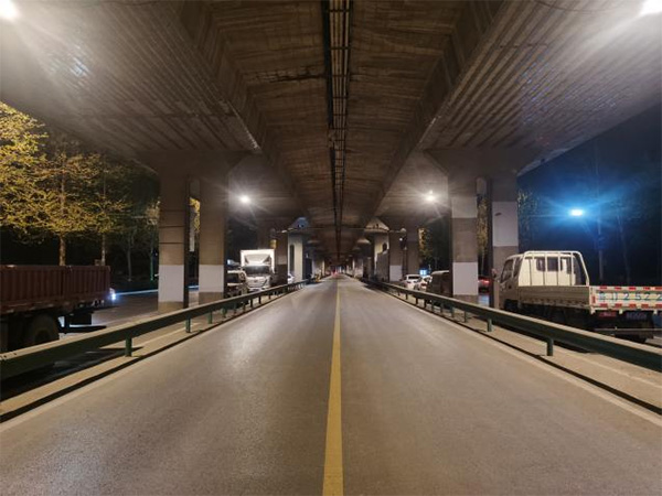 三思助力城阳区主城区路灯节能革新工程