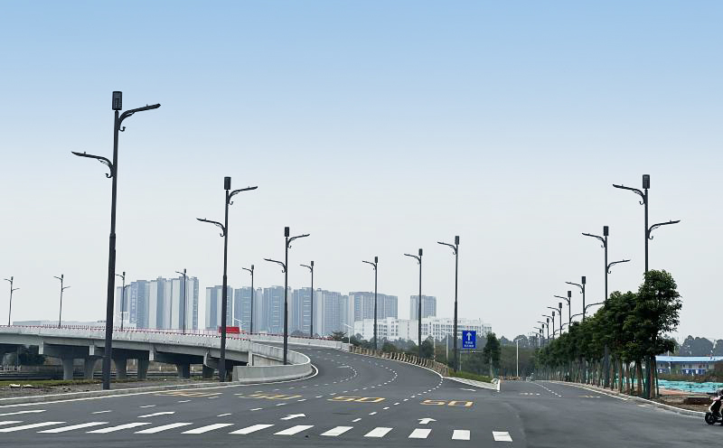 都会路灯杆