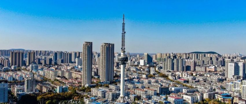 EMC形式胜利榜样,三思,27000+套灯具,助力徐州都会,途径照明,周全节能进级