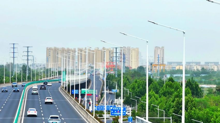 EMC形式胜利榜样,三思,27000+套灯具,助力徐州都会,途径照明,周全节能进级