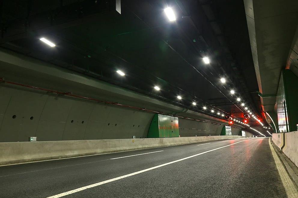 地道照明,地道灯,轨道灯,轨道照明,LED灯