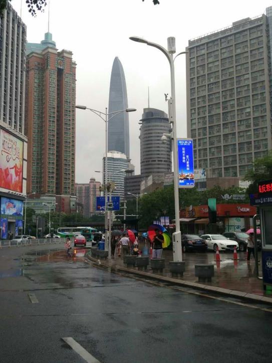上海三思,以光为笔,勾画将来都会,聪明路灯