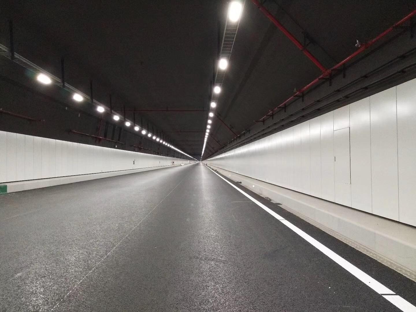 港珠澳大桥,地道LED灯组,智能调光体系,优游宁静光情况